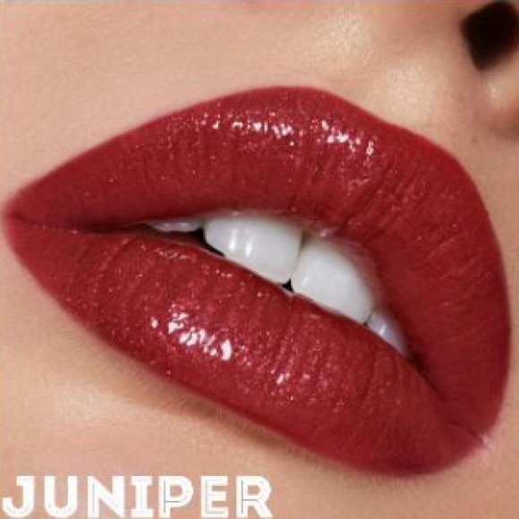 kylie juniper gloss - Picture 4 of 5